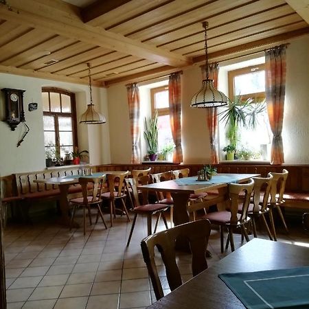 Gasthaus Goldner Loewe Saalburg Exterior photo